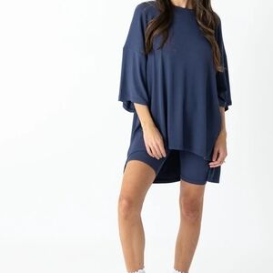 Women's Navy Plat Set